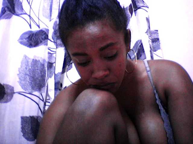 silviaLaBombe live cam on BongaCams