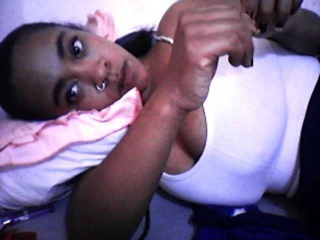 silviaLaBombe live cam on BongaCams
