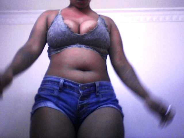silviaLaBombe live cam on BongaCams