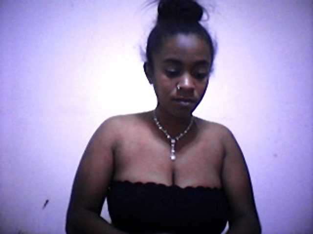 silviaLaBombe live cam on BongaCams