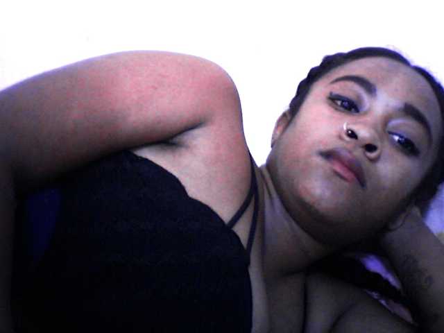 Mayrah live cam on BongaCams
