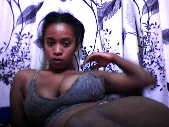 silviaLaBombe webcam