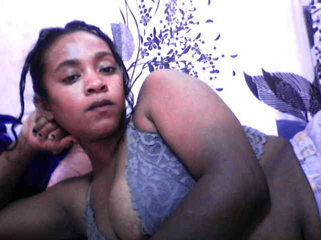 silviaLaBombe webcam