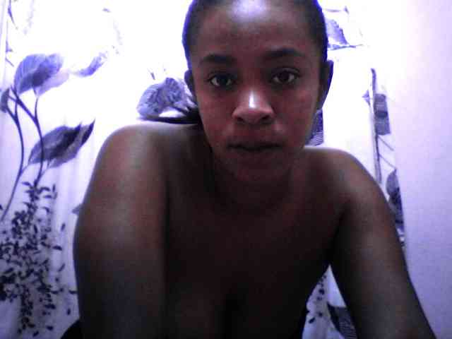 silviaLaBombe webcam