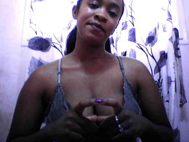 silviaLaBombe webcam