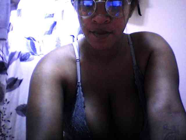 Mayrah webcam