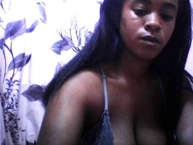 silviaLaBombe webcam