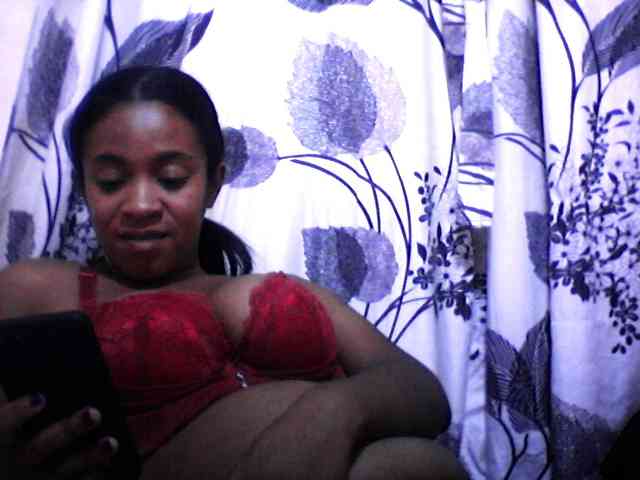 Modèle: silviaLaBombe