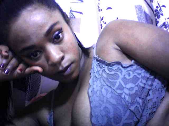 silviaLaBombe Live Webcam on BongaCams