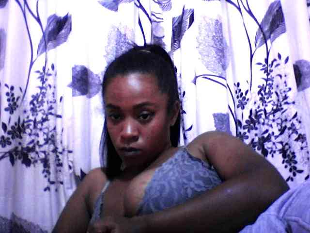 silviaLaBombe webcam