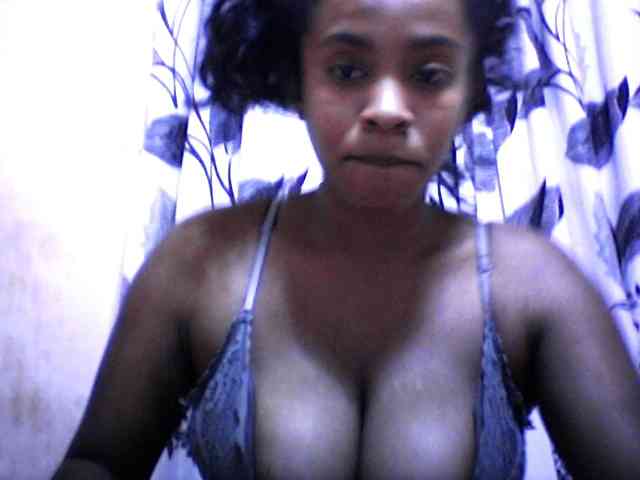 silviaLaBombe webcam