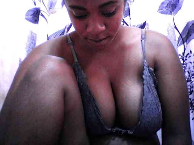 silviaLaBombe webcam