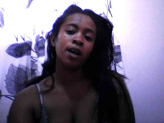 silviaLaBombe webcam
