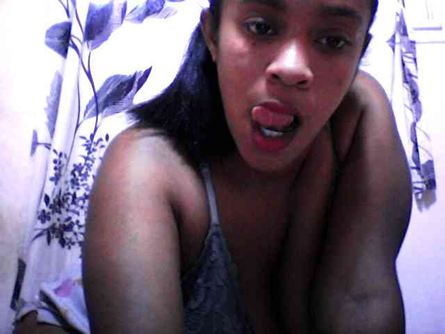 silviaLaBombe webcam