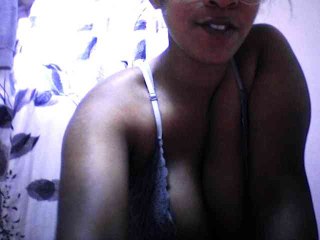 Mayrah webcam