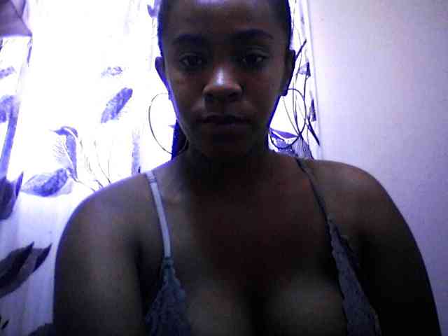 silviaLaBombe Live Webcam on BongaCams