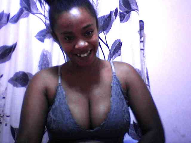 silviaLaBombe webcam