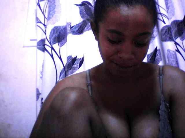 silviaLaBombe webcam