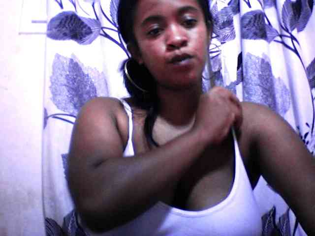 silviaLaBombe webcam