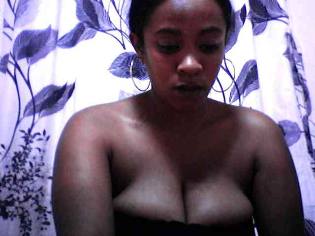 silviaLaBombe webcam