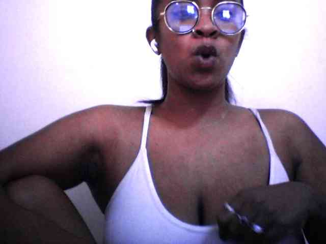 Mayrah webcam