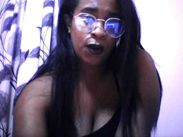silviaLaBombe silviaLaBombe