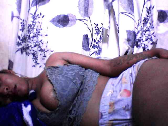 silviaLaBombe webcam