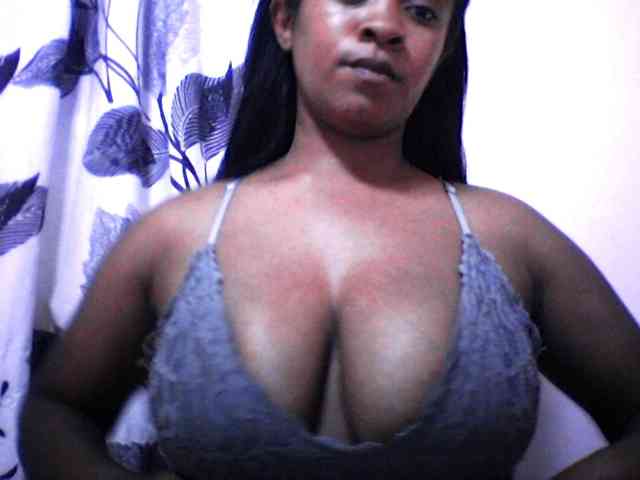silviaLaBombe silviaLaBombe