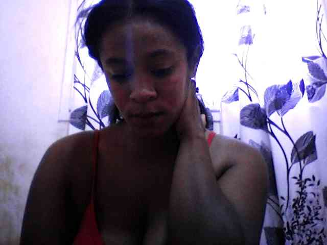 silviaLaBombe webcam