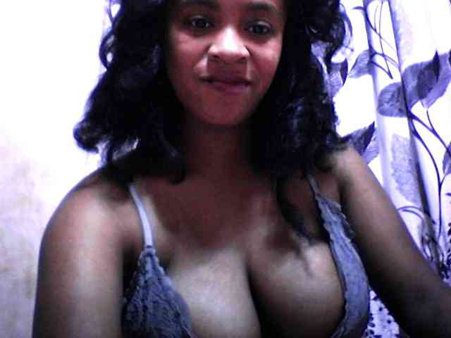 silviaLaBombe webcam