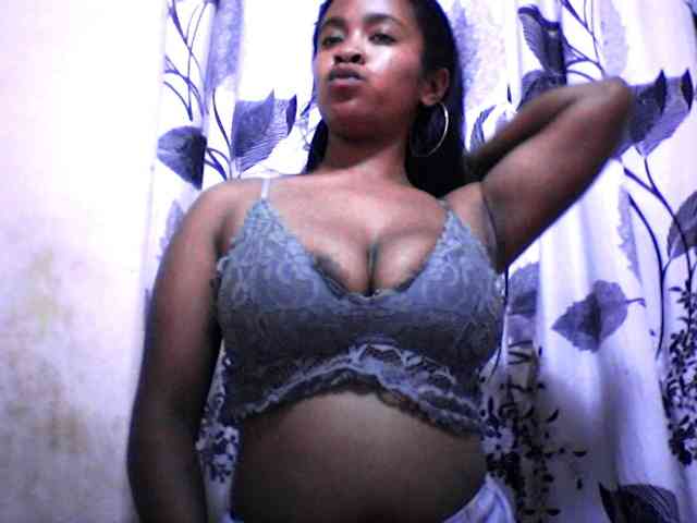 silviaLaBombe webcam