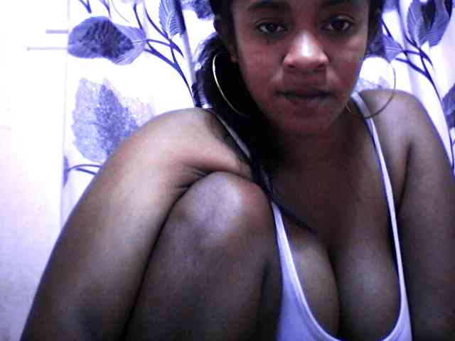 silviaLaBombe webcam