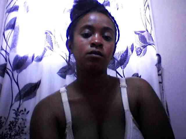 silviaLaBombe webcam