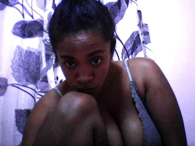 silviaLaBombe webcam