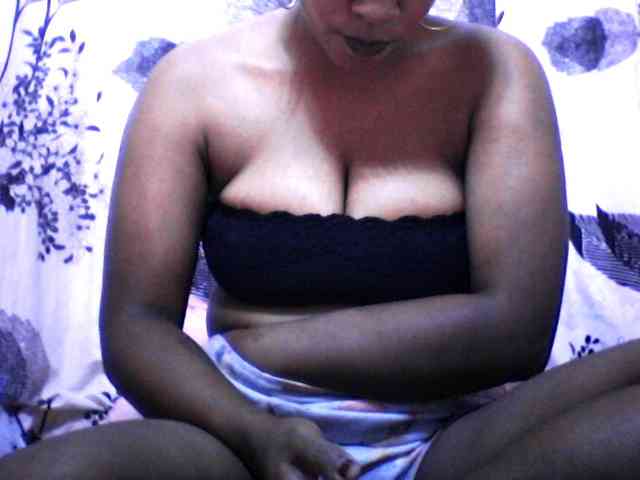 silviaLaBombe webcam
