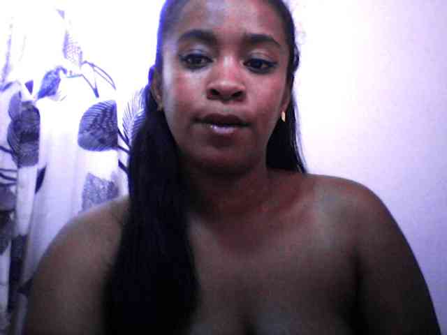 silviaLaBombe silviaLaBombe