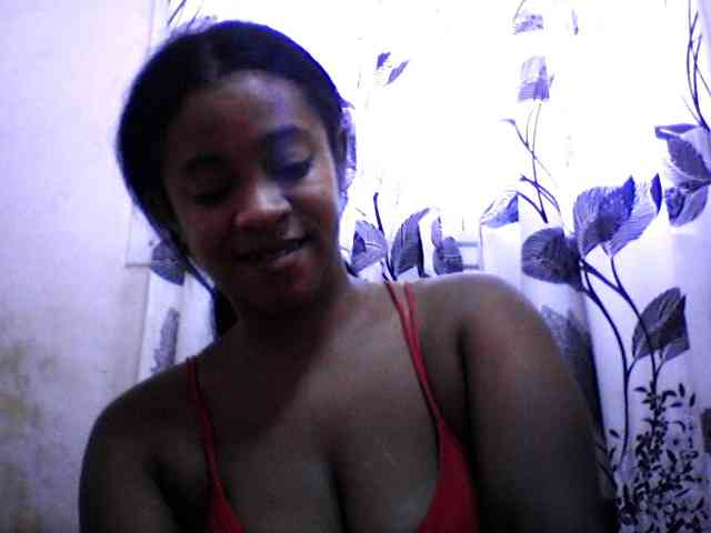 Modèle: silviaLaBombe