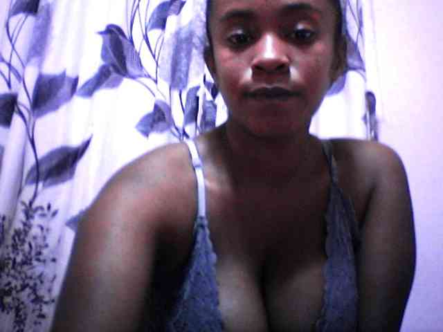 silviaLaBombe webcam