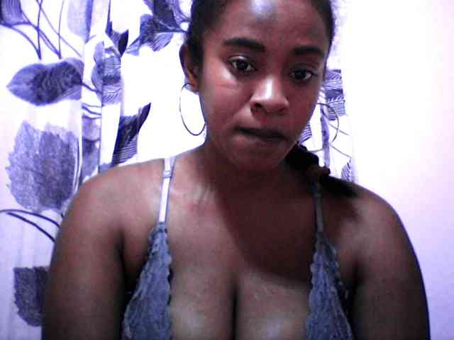 silviaLaBombe webcam