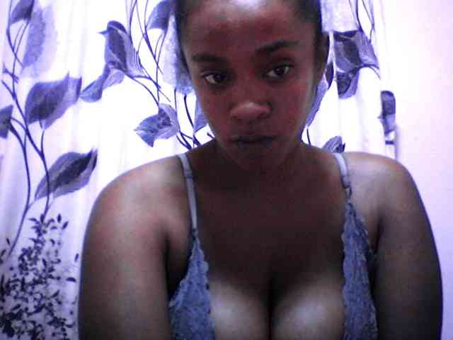 silviaLaBombe webcam