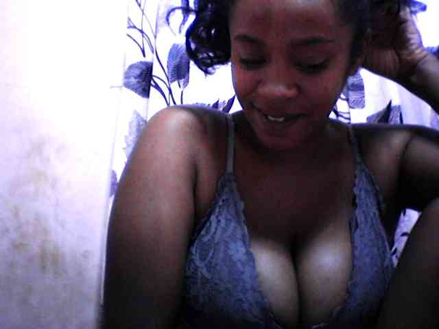 silviaLaBombe webcam