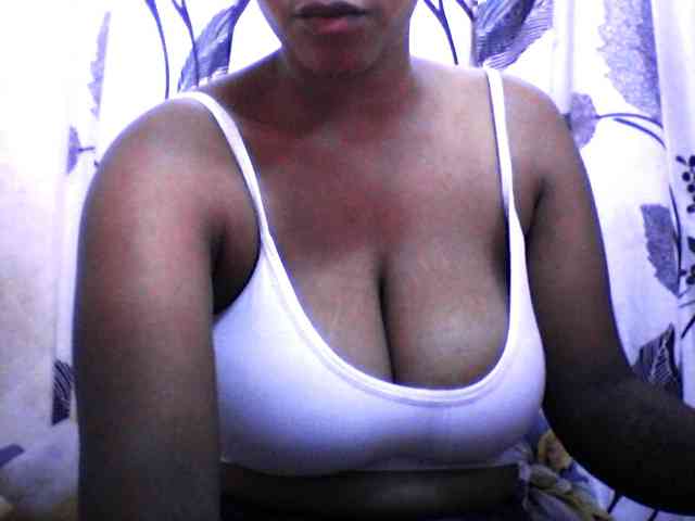 silviaLaBombe webcam