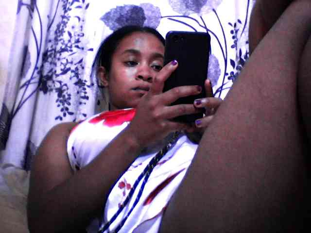 Modèle: silviaLaBombe