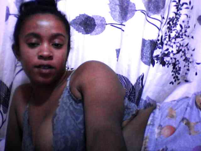 silviaLaBombe webcam