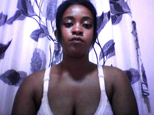 silviaLaBombe webcam
