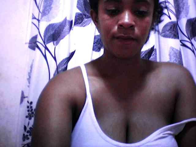 silviaLaBombe webcam