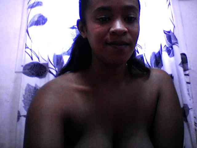 silviaLaBombe webcam