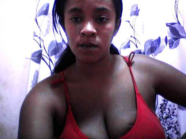 Modèle: silviaLaBombe