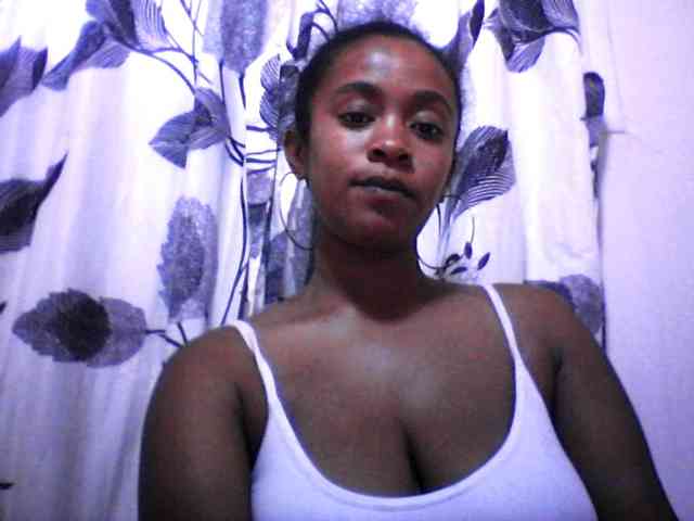 silviaLaBombe webcam