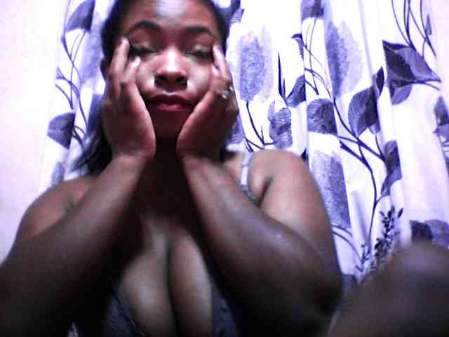 silviaLaBombe webcam